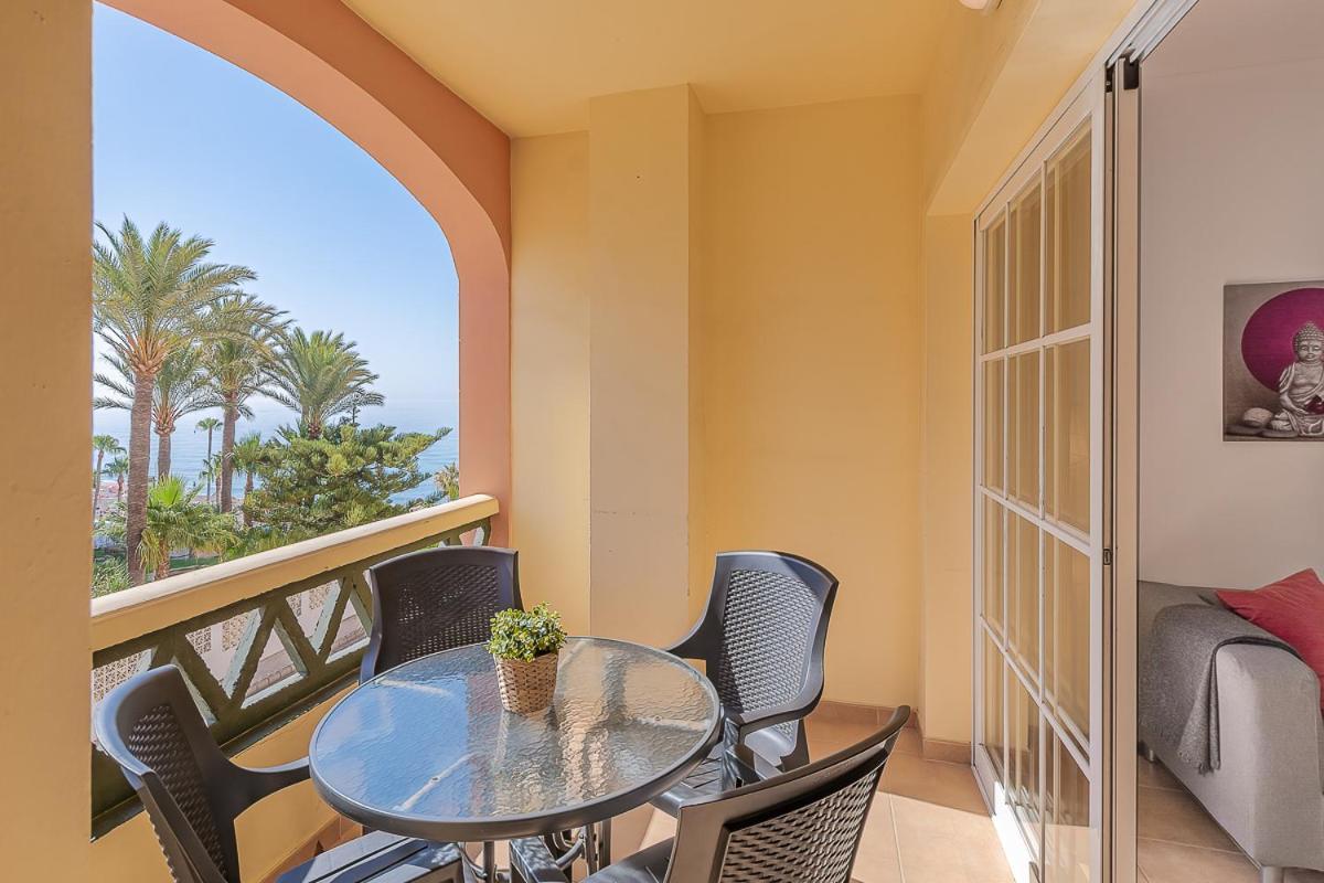 נרחה Andaluz Apartments Toboso מראה חיצוני תמונה