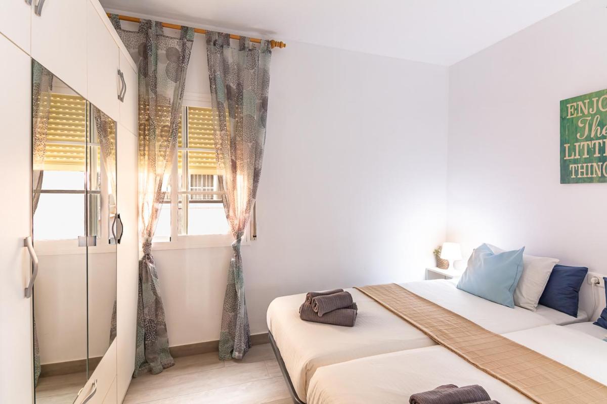 נרחה Andaluz Apartments Toboso מראה חיצוני תמונה